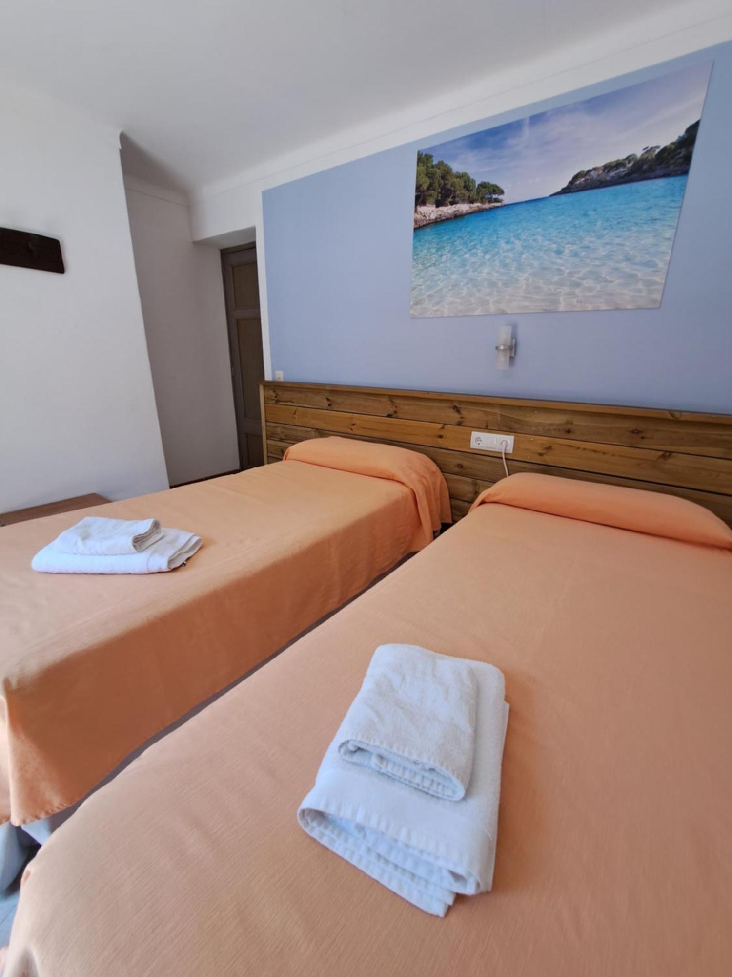 Hostal Playa Santanyí Eksteriør billede